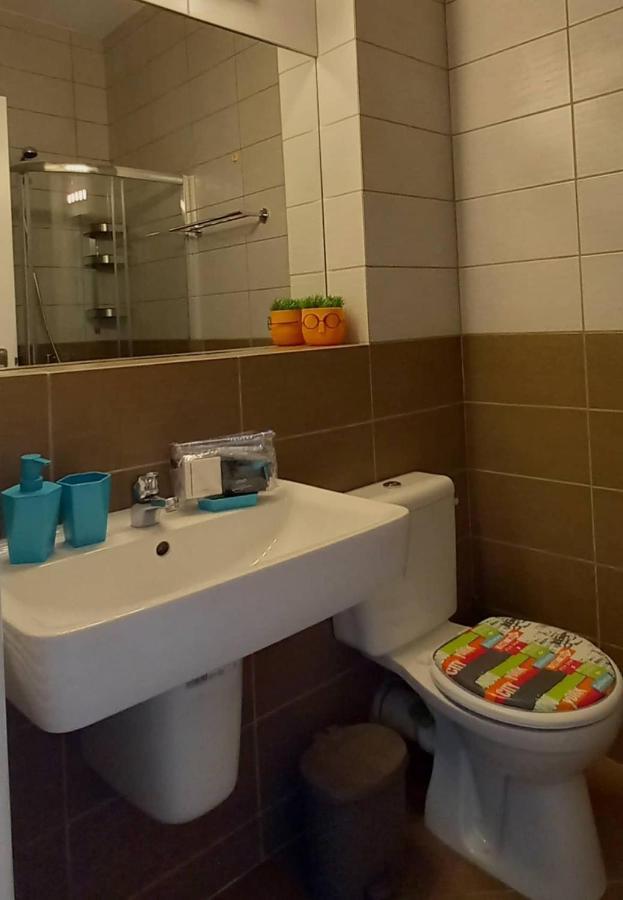 Appartamento Popart -Spacious 3Rdfl 1Bdr W/Balcony/View Atene Esterno foto
